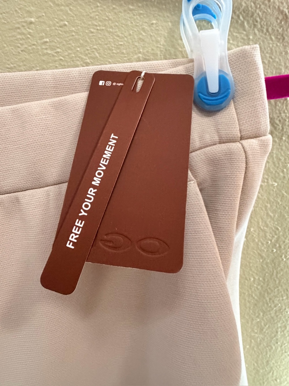 FREE YOUR MOVEMENT STRETCH PANTS New with Tag